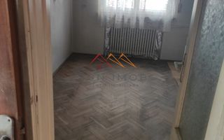 Casa D+P+E, an 1980, teren 285 m2, zona foarte buna, Campina, Prahova - Poză 5