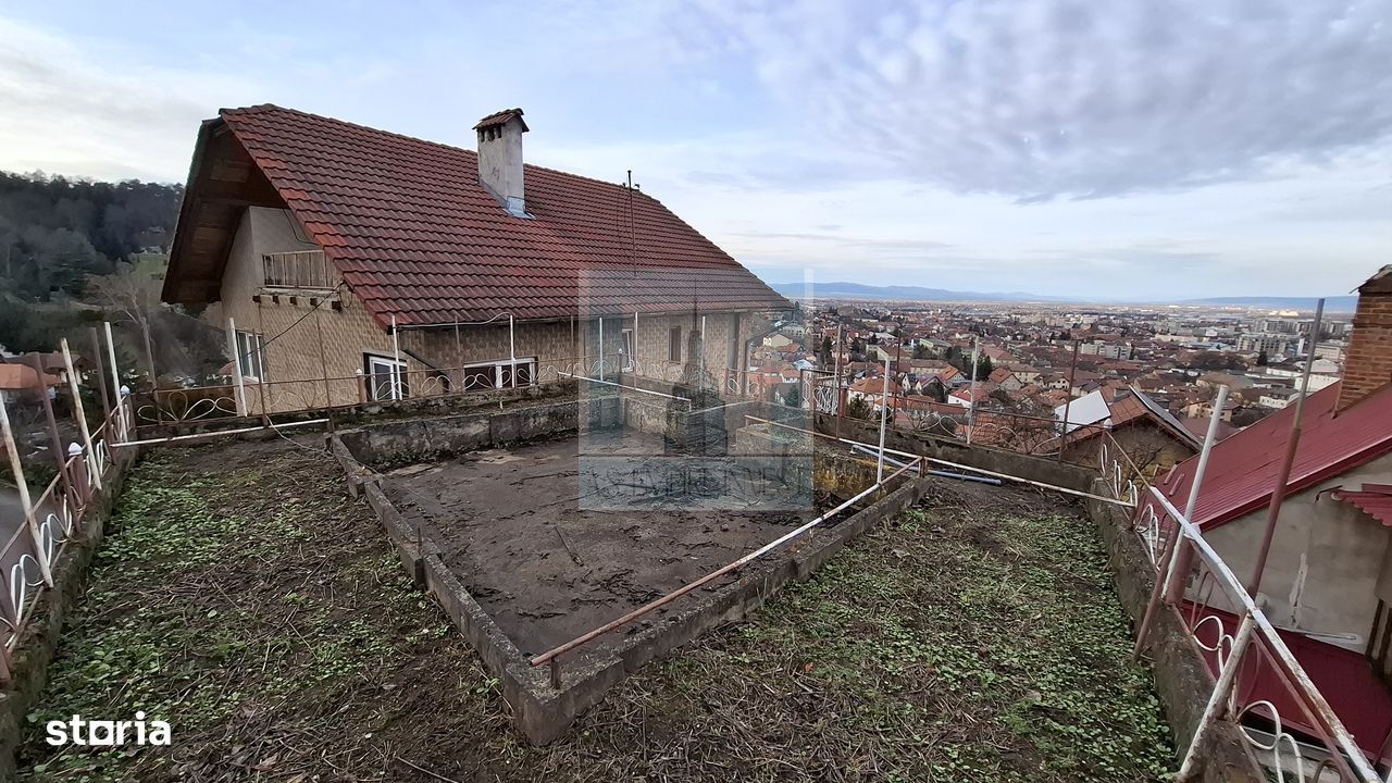 Casă de vânzare – zonă ultracentrală Brașov, Str. Șt. O. Iosif - Poză 16