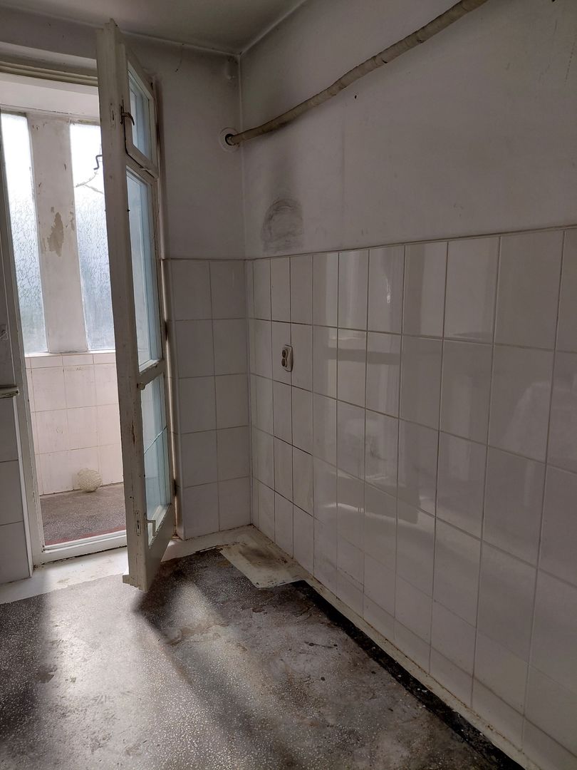 Apartament 2 camere, 53 mp, etaj 3/4, 2 balcoane, garaj, Țiglina 2 – Galați - Poză 10