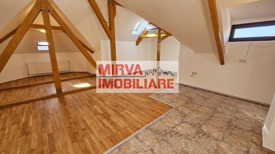 🏢 Spațiu de birouri – 5 camere, 3 băi – Mansardă vilă, Central - Poză 5