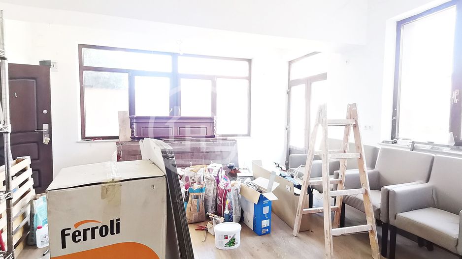 Casa de închiriat cu 7 camere în zona Dimitrie Cantemir, Oradea - Poză 13