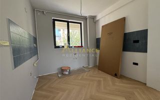 Vila tip DUPLEX  5 camere- 4 bai curte 250 MP - Poză 7