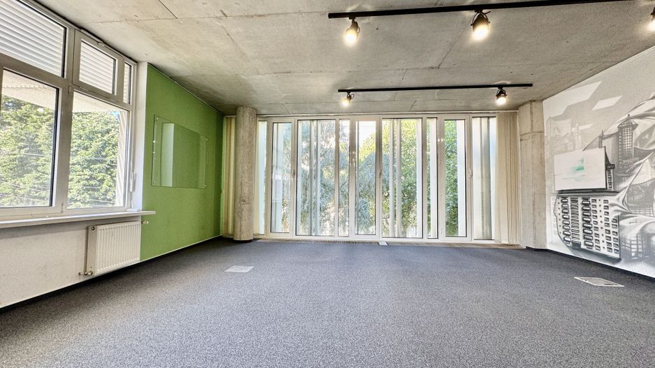 Clădire de birouri în zona Centrală - Poză 13