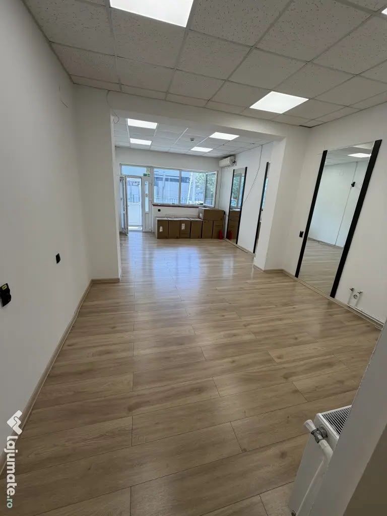 SPATIU COMERCIAL - DRISTOR, LOC PARCARE, CENTRALA PROPRIE, BLOC NOU - Poză 1
