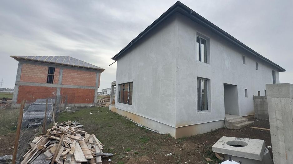CASA SINGULARA, TOATE UTILITATILE, PREDARE LA CHEIE, COMISION 0% - Poză 2