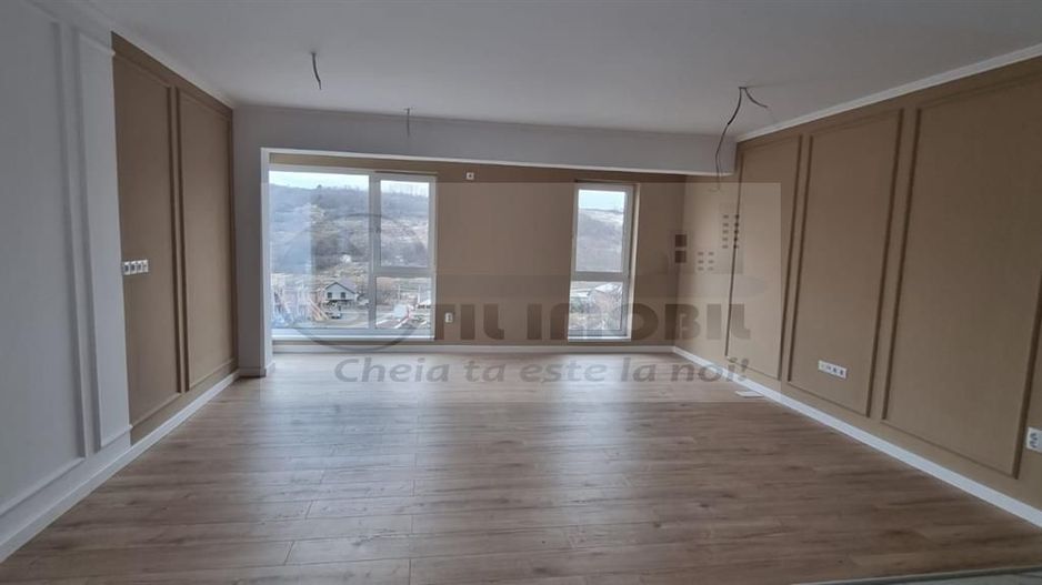 Ap. 3 camere 2bai + terasa zona Rediu - Poză 1