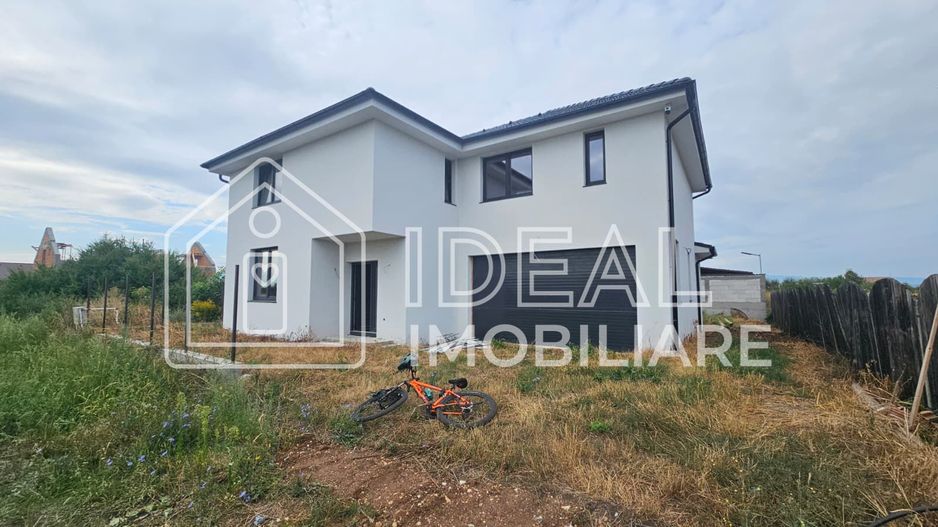 Casă individuală de vânzare – 263 mp utili – teren 500 mp – garaj dublu – Cartie - Poză 2