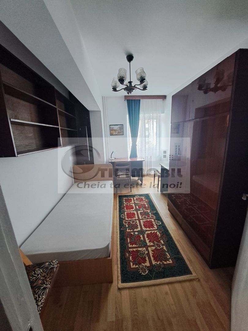 Apartament 3 Camere UMF - 450 euro - Poză 11