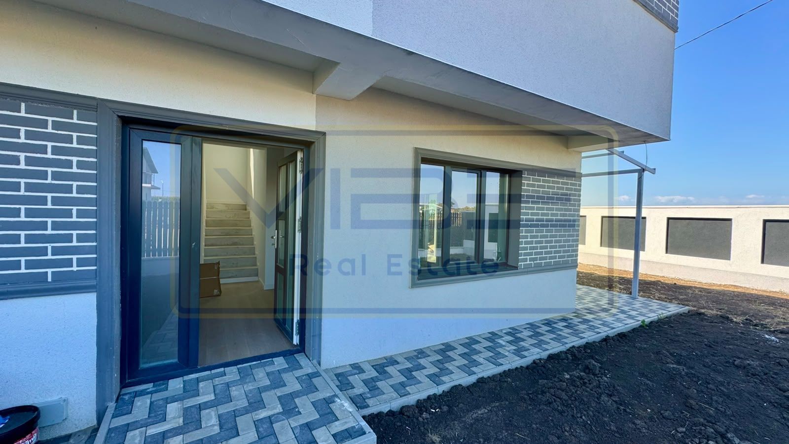 Duplex 4 camere Miroslava - Rond Valea Ursului - Poză 2