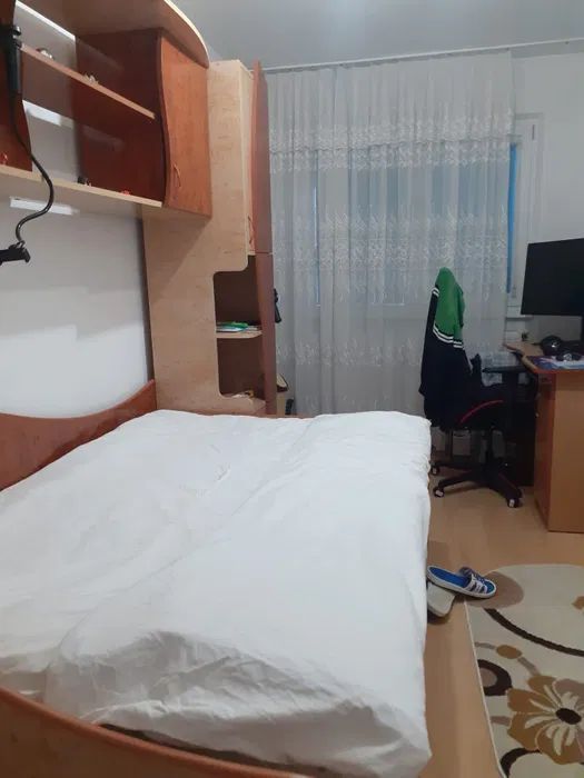 Apartament 3 camere, Micro 40 - Poză 2