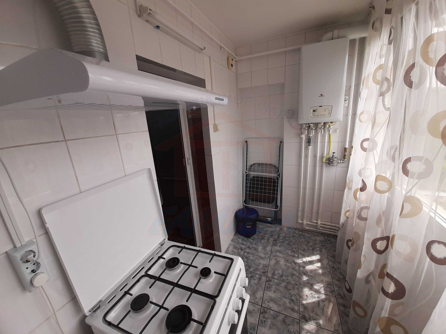 Inchiriere apartament cu 2 camere, Gheorghe Doja, et 3, 350 EURO/Luna - Poză 5
