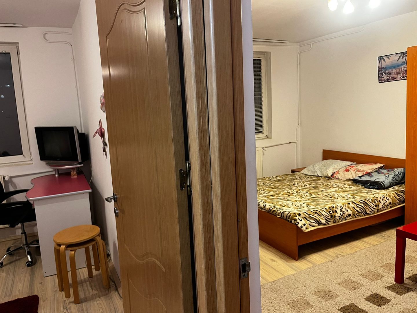 Apartament 2 camere decomandat, etaj 4, renovat, metrou 1 Decembrie 1918 - Poză 4