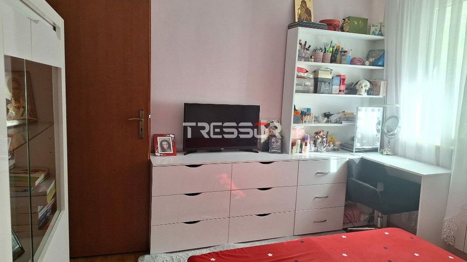 Spațiu ideal locuință sau birou, parter, Bd. Ferdinand, balcon autoriz - Poză 2
