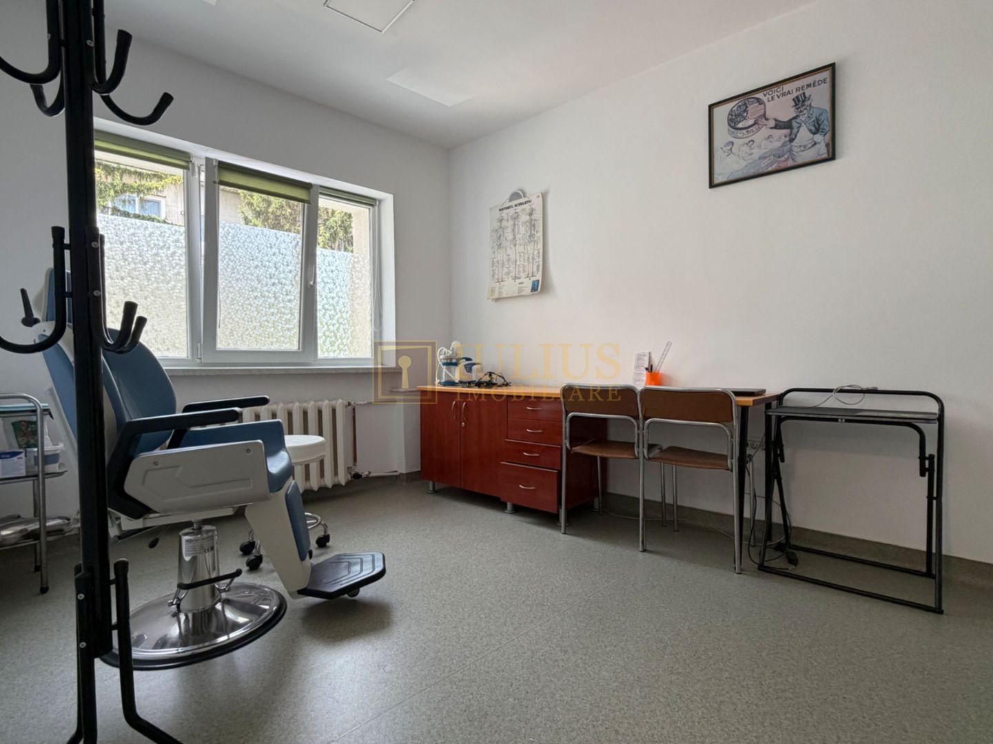 100mp utili; 5 încăperi, pentru activități medicale. - Poză 11