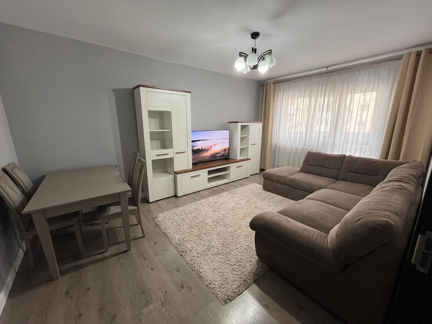 Metrou Gorjului- complet renovat - Poză 1
