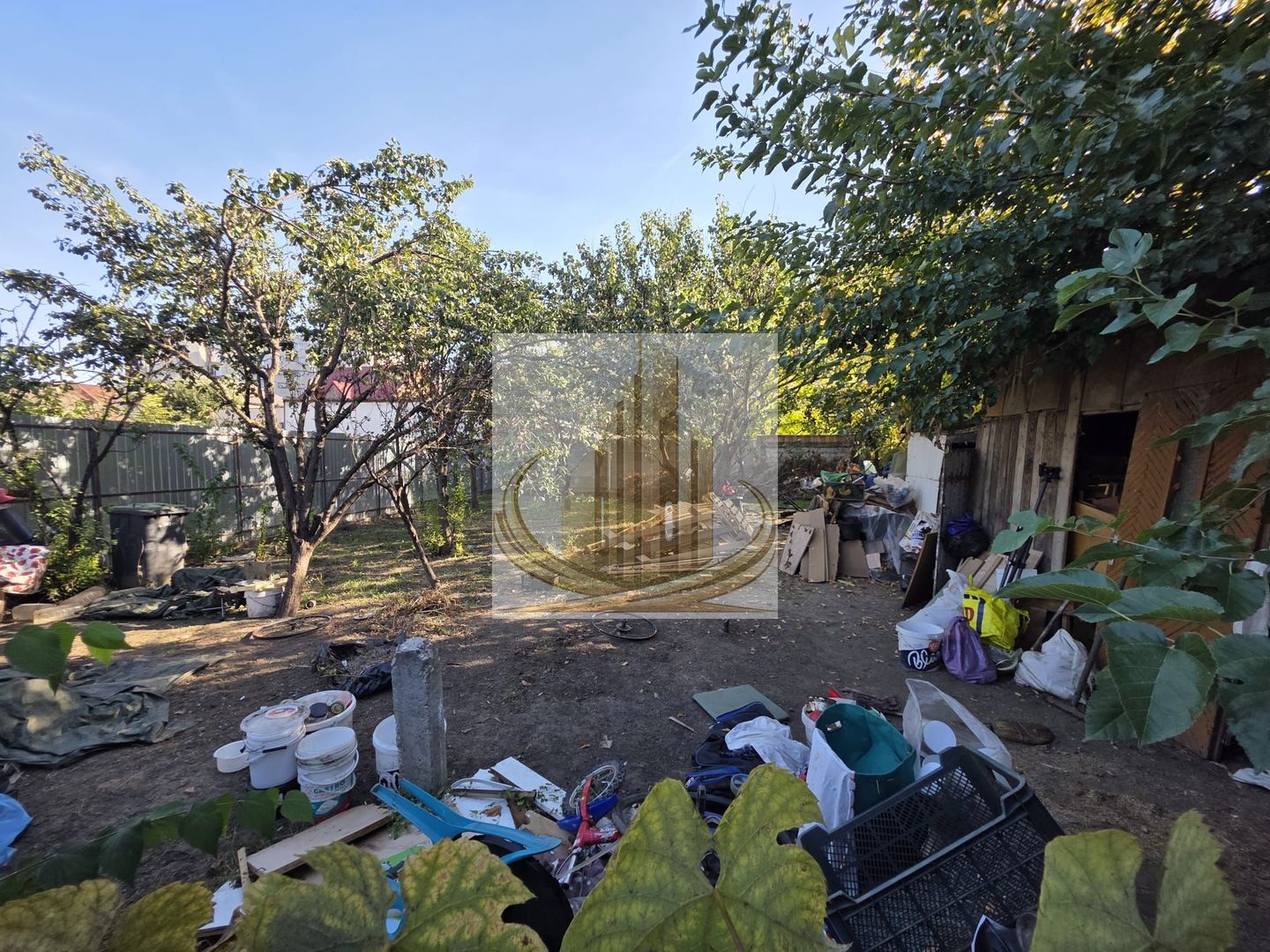 CASĂ DEMOLABILĂ + TEREN 781 MP | ZONA PREMIUM CARDIOVASCULAR – MODERN - Poză 1