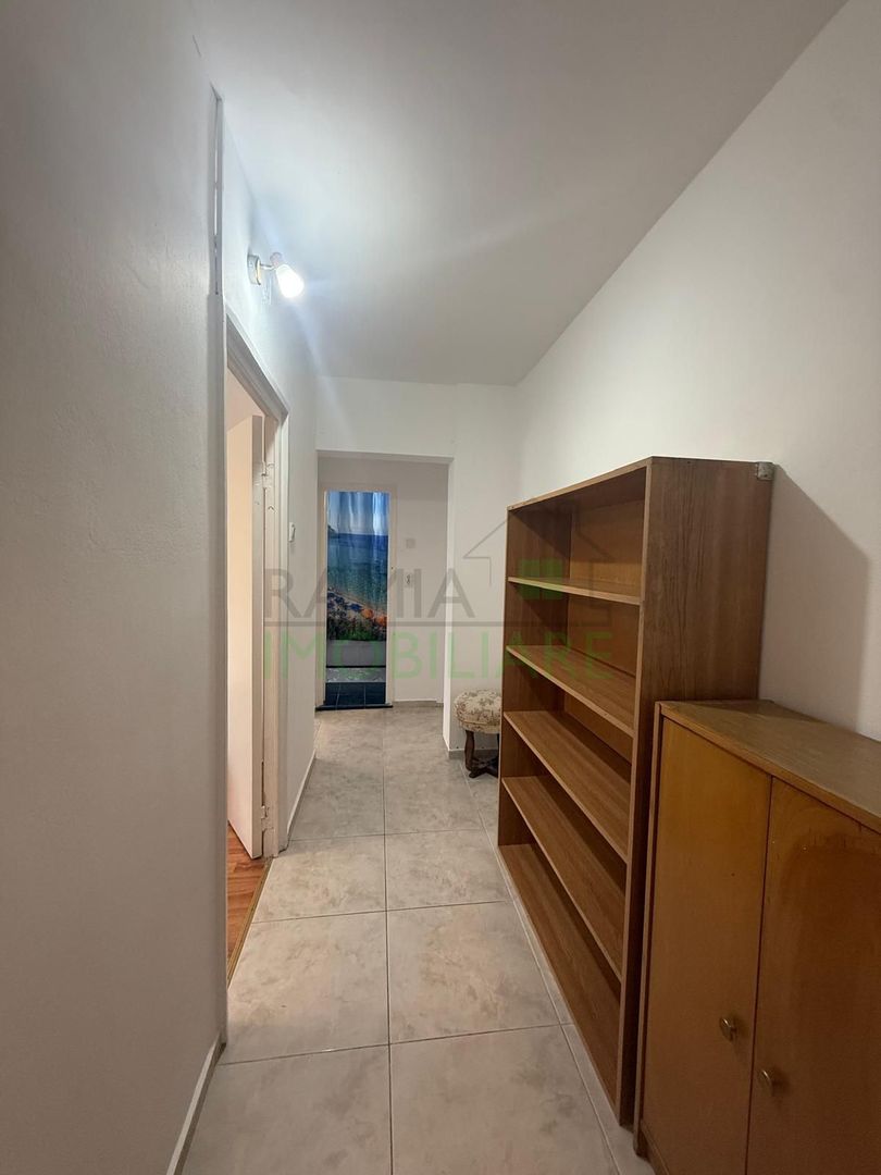 Apartament 3 Camere Decomandat, Etaj 1, Tractorul - Poză 14