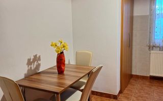 Apartament 84 mp utili  4 camere 3 dormitoare 2 balcoane  zona Strand I - Poză 4