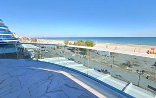 Nou pe piață! Apartament 3 camere–White Titanic Mamaia | Vedere directă la mare - Poză 1