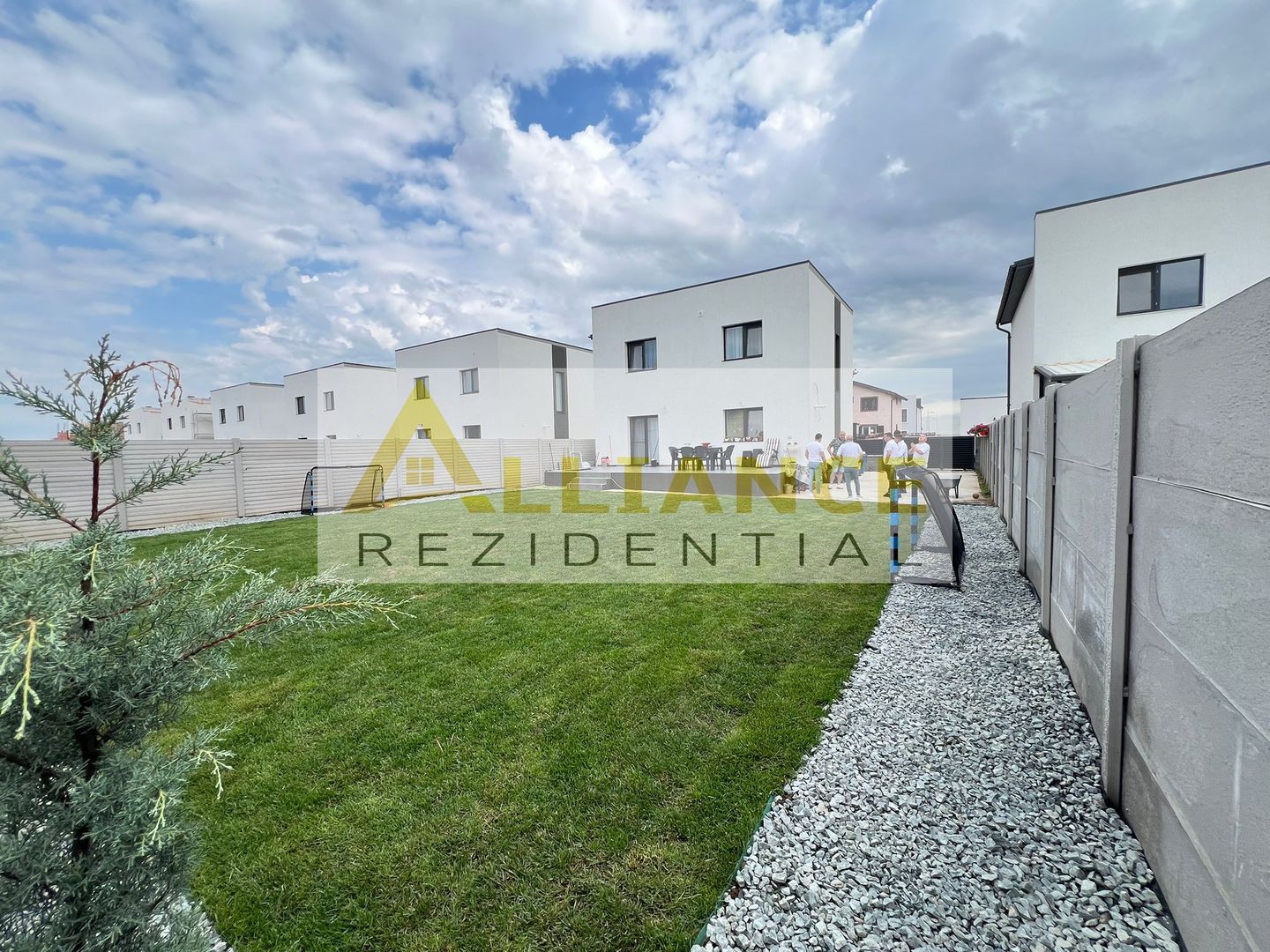 Vila mediteraneana - 4 camere - 2 bai - beci- incalzire pardoseala - Poză 1
