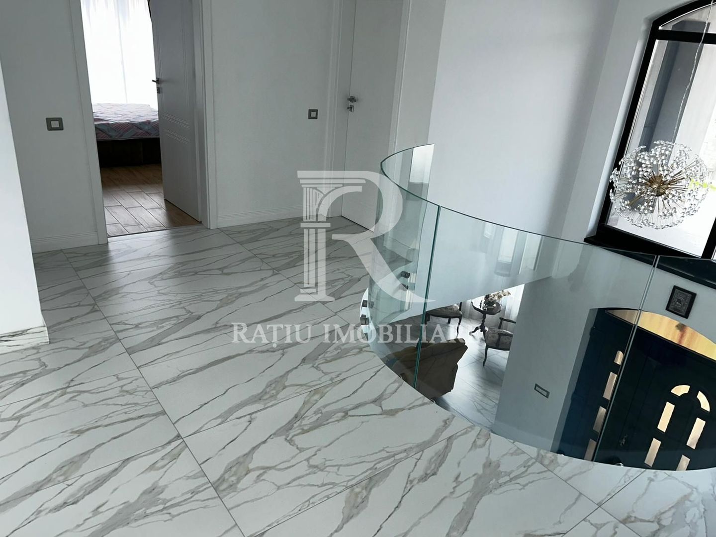 Casa cu 5 camere de vanzare | Nufarul | Oradea - Poză 14