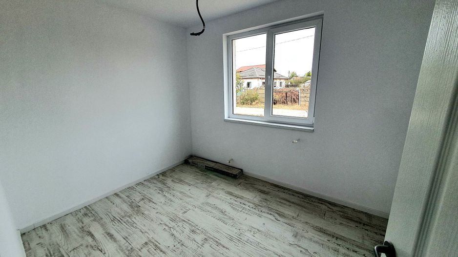 Căsuță (nu doar) de week-end pentru pasionații de pescuit și natură. - Poză 5