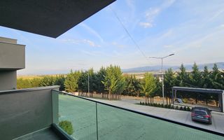Apartament modern 3 camere 2 bai  terasa acoperita etaj 1 in Cristian - Poză 10