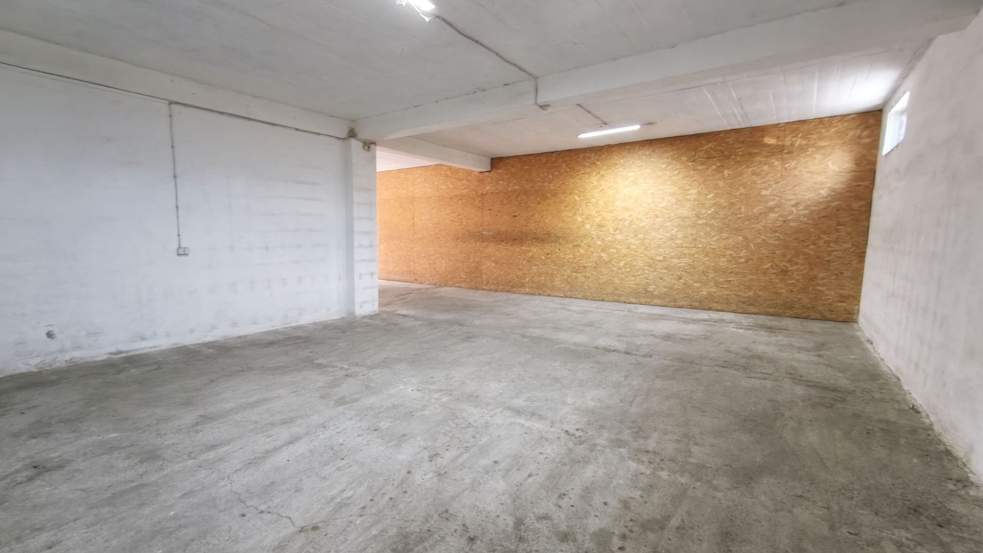 Spatiu depozit 100 mp  – Zona Libertatii - Poză 7