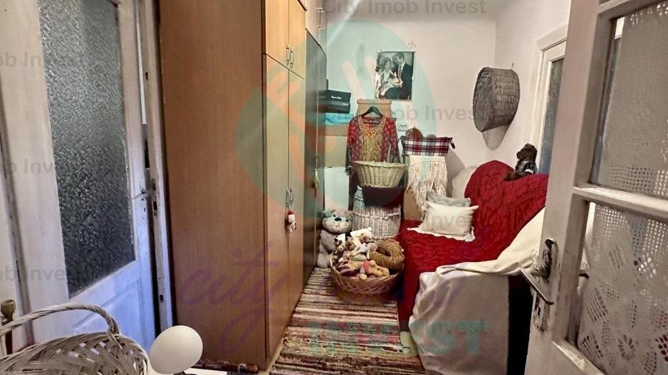 Casa singura la curte  - 7 minute de metrou - Poză 10