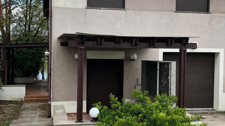 Vila 5 camere cu acces la lacul Baneasa | teren 400 mp - Poză 3