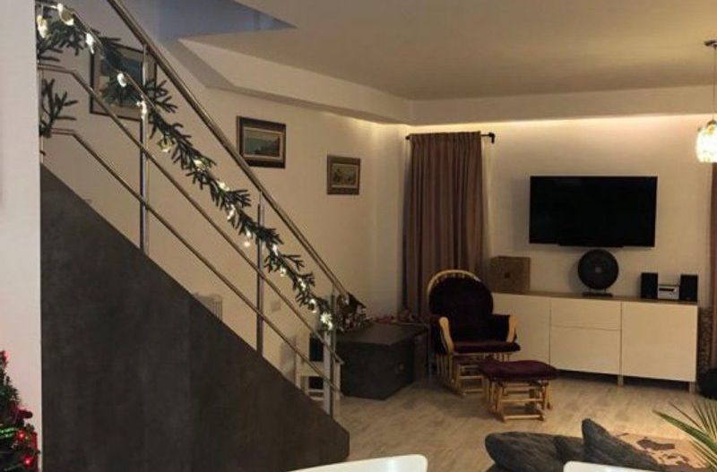 Vila mobilata si utilata, curte, terasa inchisa, parcare - Poză 17