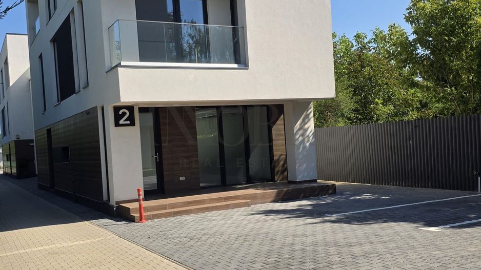 Ansamblu boutique de 5 vile premium | Arhitectură modernă - Poză 4