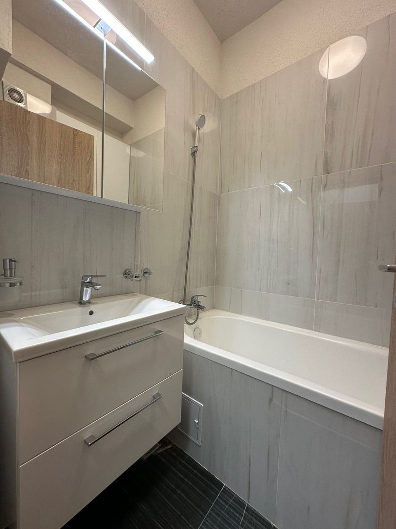 Apartament cu terasa mare zona Lipovei - intrare Dumbrăvița - Poză 23