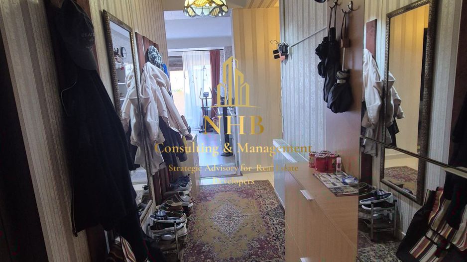 Ap 3 camere cu parcare subterana si curte in vila in zona Dămăroaia - Poză 17