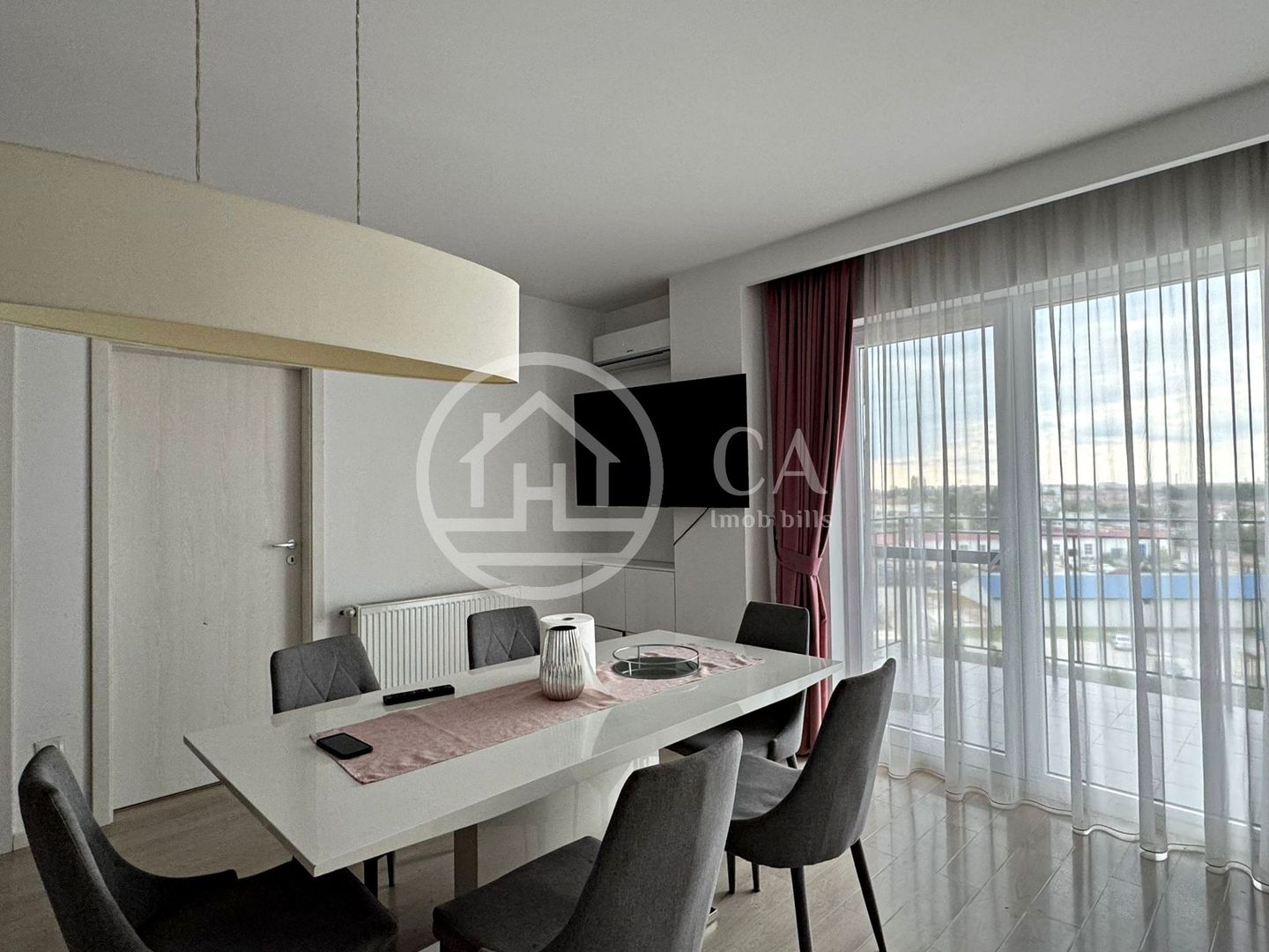 Apartament cu 3 camere de inchiriat in zona Nufarul, Oradea - Poză 1