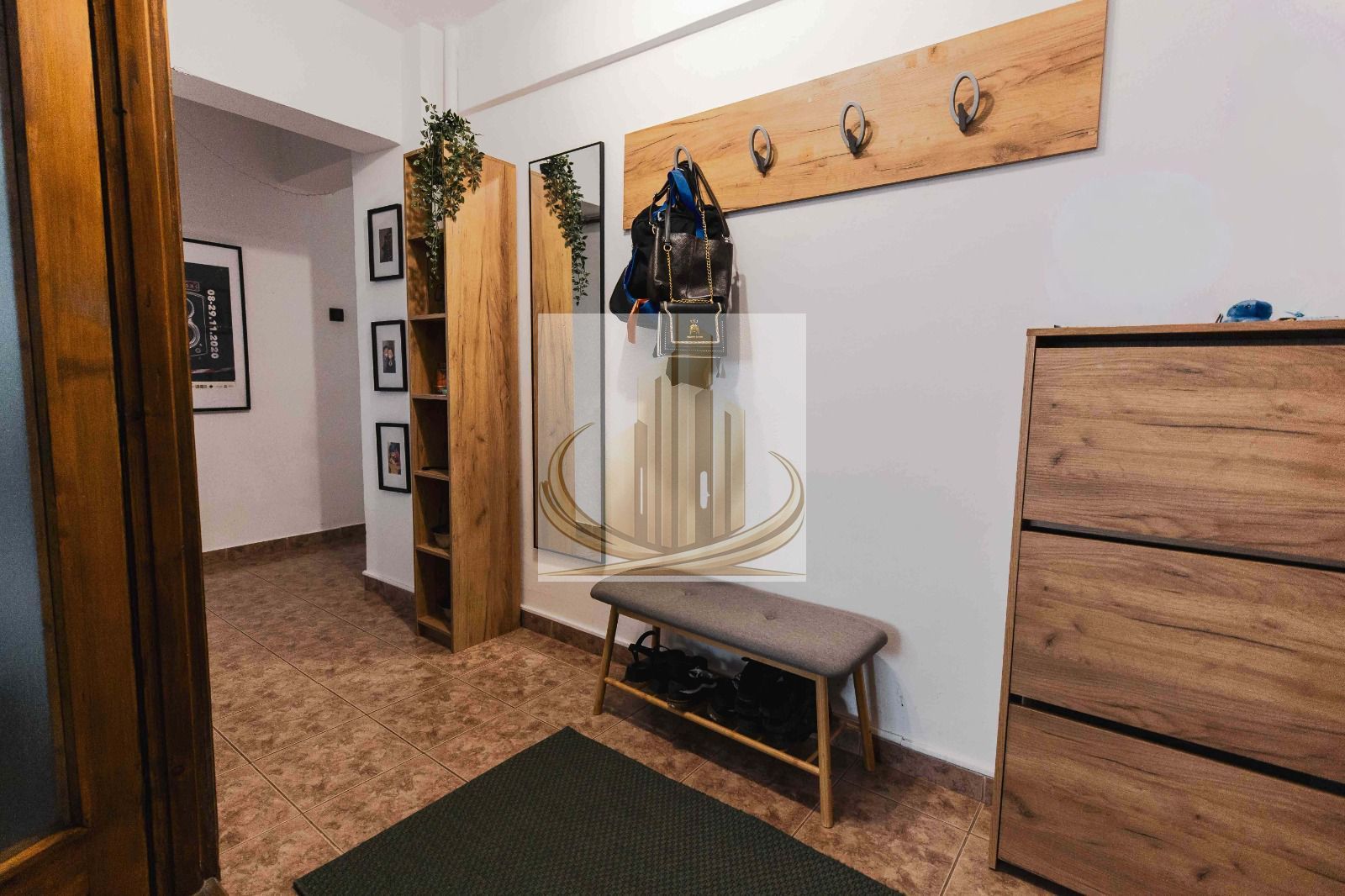 Apartament 4 camere Central 100mp 245000 euro - Poză 8