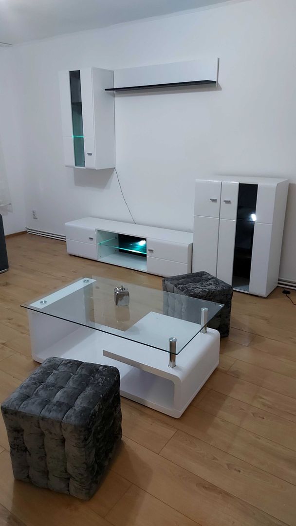 Vand apartament cu 3 camere la intrarea in Micro 17 Satu Mare - Poză 4