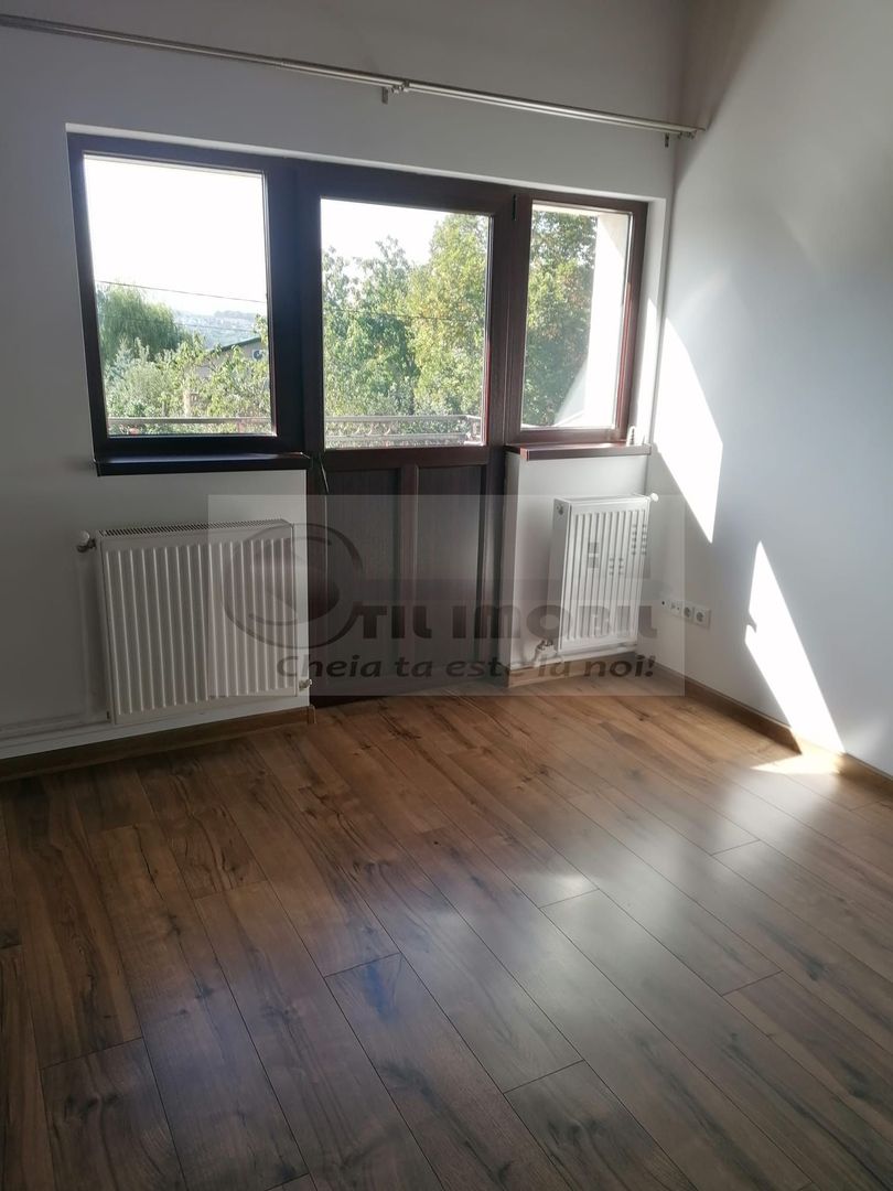 Casa /Vila de inchiriat Bucium - 850 euro - Poză 11