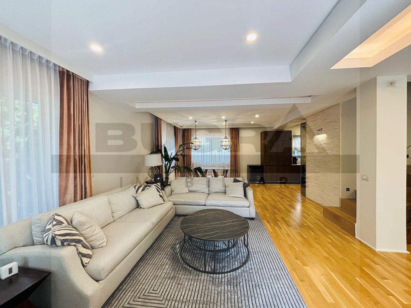 Casa individuala 210mp, terasa, sauna, jacuzzi, zona C-tin Brancusi - Poză 2