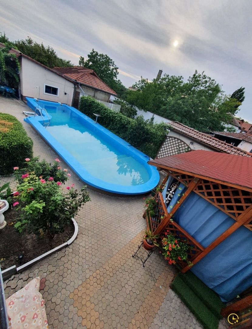 Casa | 9 camere | Garaj | Piscina | Teren 3.000 mp | Comision 0% - Poză 2