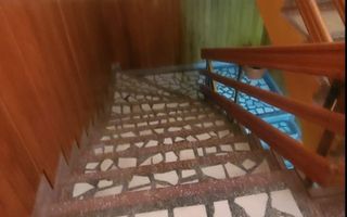 BASARAS vinde casa cu chrie in uz pe 3 ani 800 Euro/luna. - Poză 3