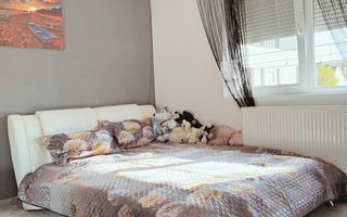 Ap3 camere | Zona QBIZ / Spitalul Județean | Etaj 1- Pret 109.000 euro - Poză 2