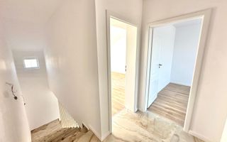 COMISION 0! Finalizat - toate utilitatile. 3 dormitoare. Drum pavat. - Poză 12