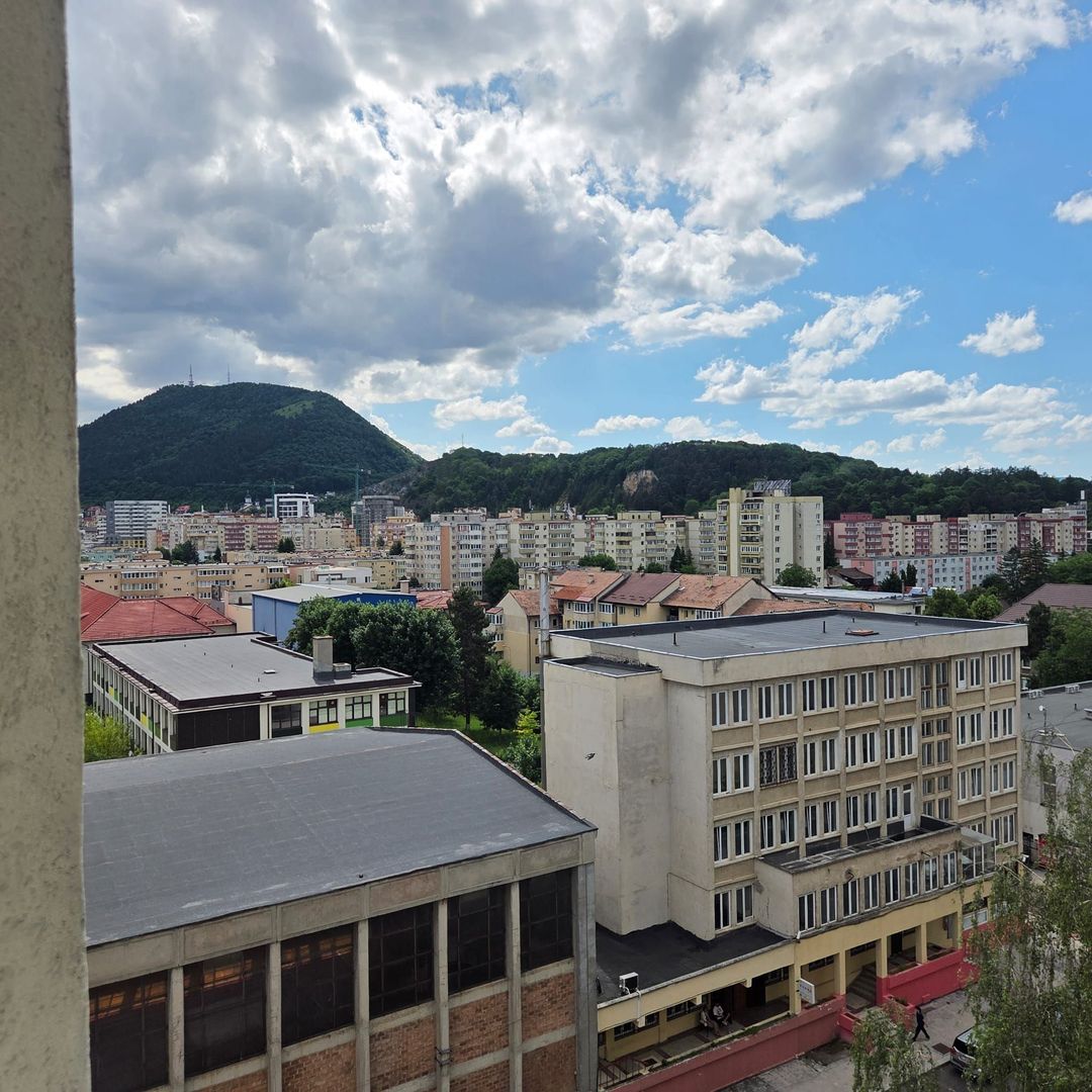 Garsoniera zona Astra,bloc izolat - Poză 1