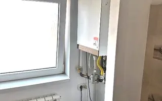 🏡 Închiriez Apartament cu 2 camere, centrală proprie, zonă liniștită - Poză 13