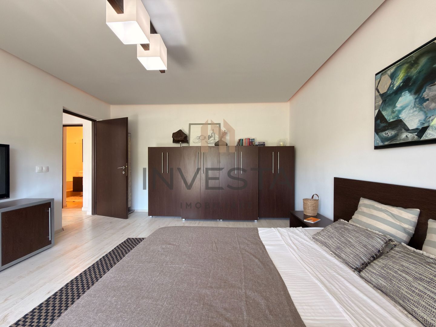 Apartament cu 4 camere 99 mp, dispus pe 2 etaje, zona Manastur! - Poză 2