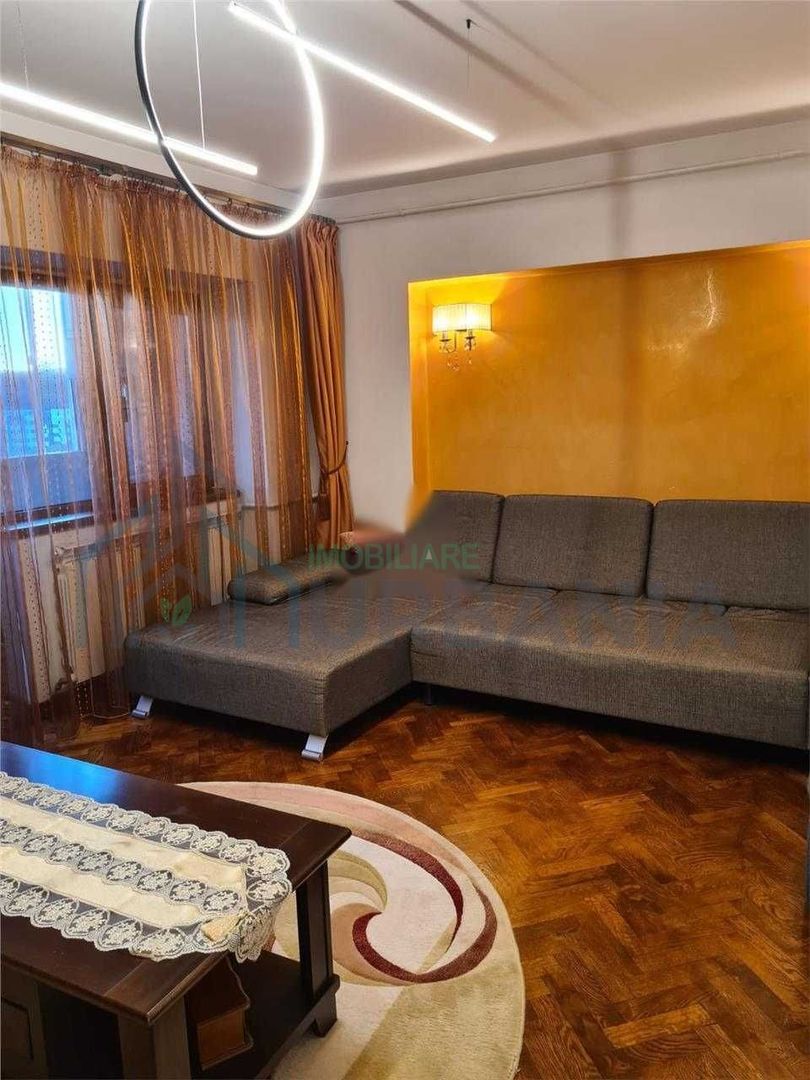 Apartament 3 camere de vanzare Podu Ros - Poză 3