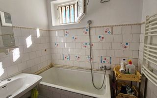 Apartament 2 Camere Săcele – Etaj 2, Bloc Izolat, Cheile la Agenție! - Poză 7