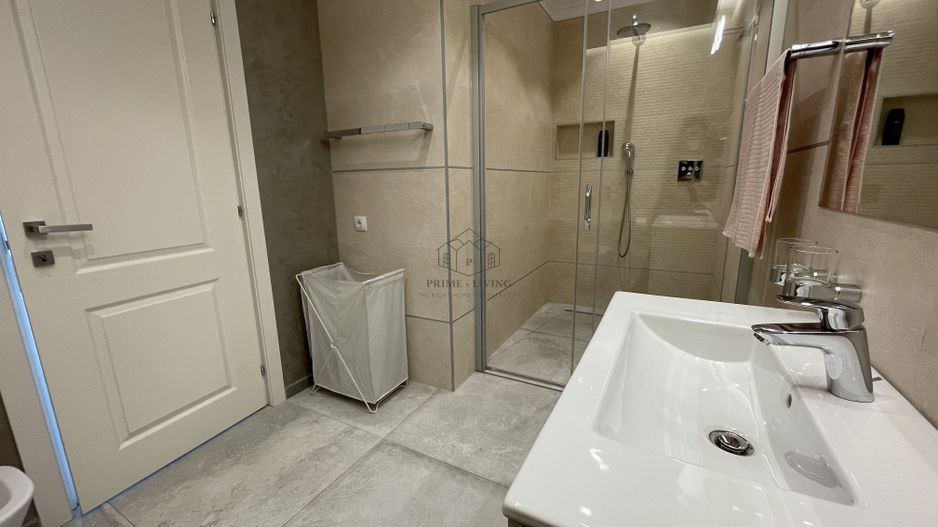 APARTAMENT DE LUX CU 3 CAMERE LA INCHIRIERE IN COMPLEX REZIDENTIAL - Poză 17