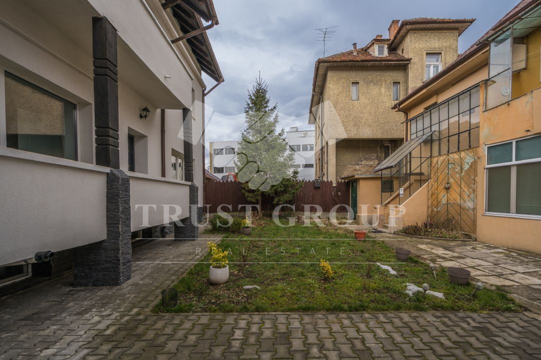 Casa individuala - Ultracentral | Dealul Cetatii | Renovata Integral - Poză 33